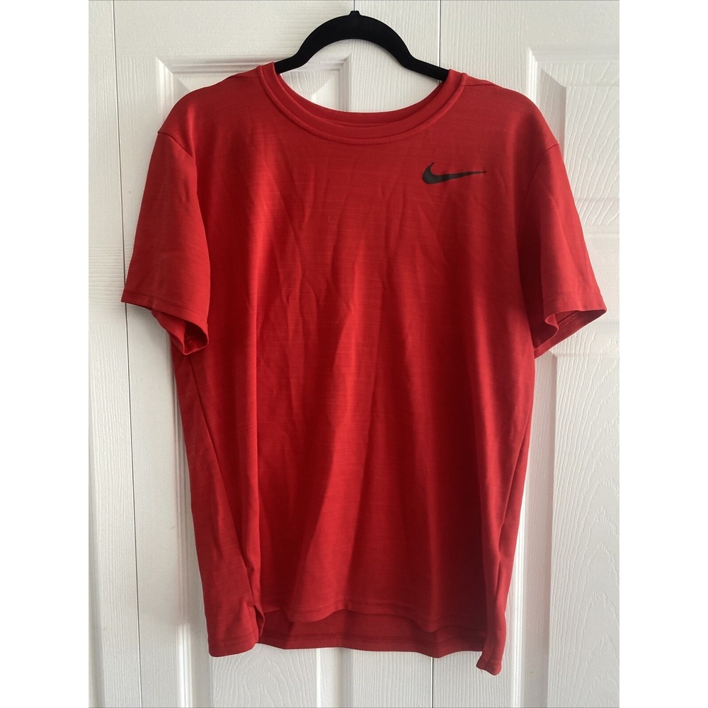 Nike Dri-FIT Short Sleeve T-Shirt Mens‎ Size M Red Training Activewear Polyester